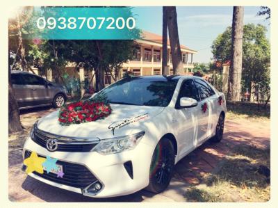 Thuê xe cưới Camry tại Bình Dương