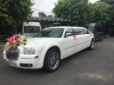 Cho thuê xe Limousine tại Bình Dương