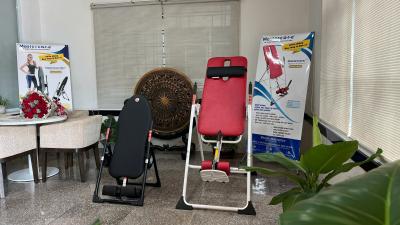 Mua máy tập chăm sóc sức khỏe nhân viên - Chọn ngay Bàn tập lưng MasterCare Thụy Điển